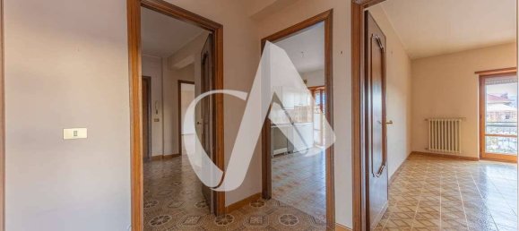 Apartamento de 3 dormitorios en Rome, Italy No. 333397 14