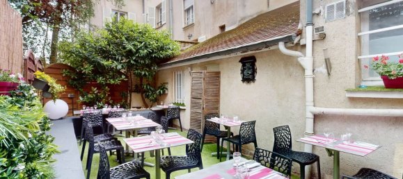 Propiedad comercial de 3 habitaciónes en Chartres, France No. 65807 9