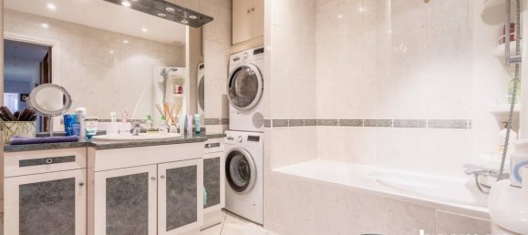 3 bedrooms Apartment in Paris, France No. 163547 25