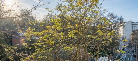 3 bedrooms Apartment in Paris, France No. 163547 12