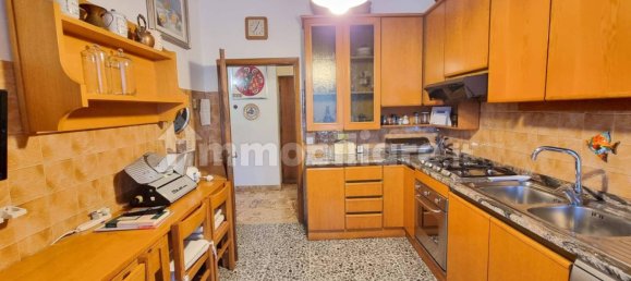 Apartamento de 3 dormitorios en Montespertoli, Italy No. 297635 9