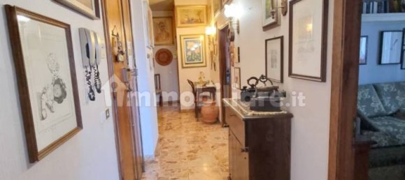 Apartamento de 3 dormitorios en Montespertoli, Italy No. 297635 13