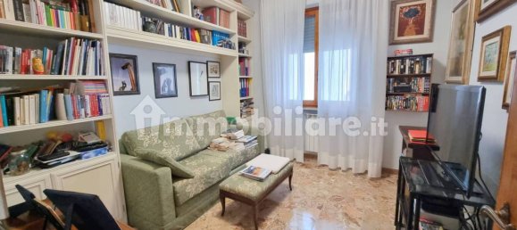 Apartamento de 3 dormitorios en Montespertoli, Italy No. 297635 18