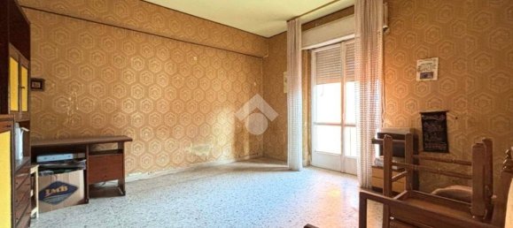 2 Schlafzimmer Wohnung in Reggio Calabria, Italy, Nr. 36960 12