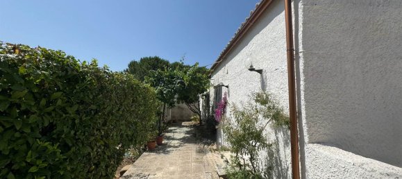 2 chambres Maison à Buseto Palizzolo, Italy No. 275538 22