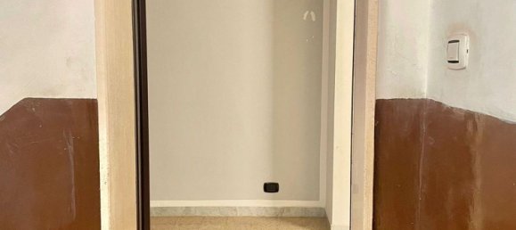 2غرفة شقة في Bari, Italy رقم 11307 15