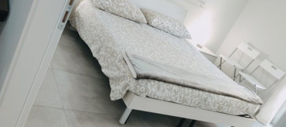 3 bedrooms Apartment in Palermo, Italy No. 317162 3