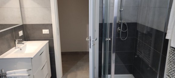 3 bedrooms Apartment in Palermo, Italy No. 317162 17