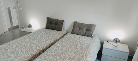 3 bedrooms Apartment in Palermo, Italy No. 317162 5