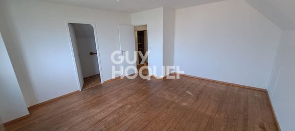 4 bedrooms House in Soissons, France No. 157904 5