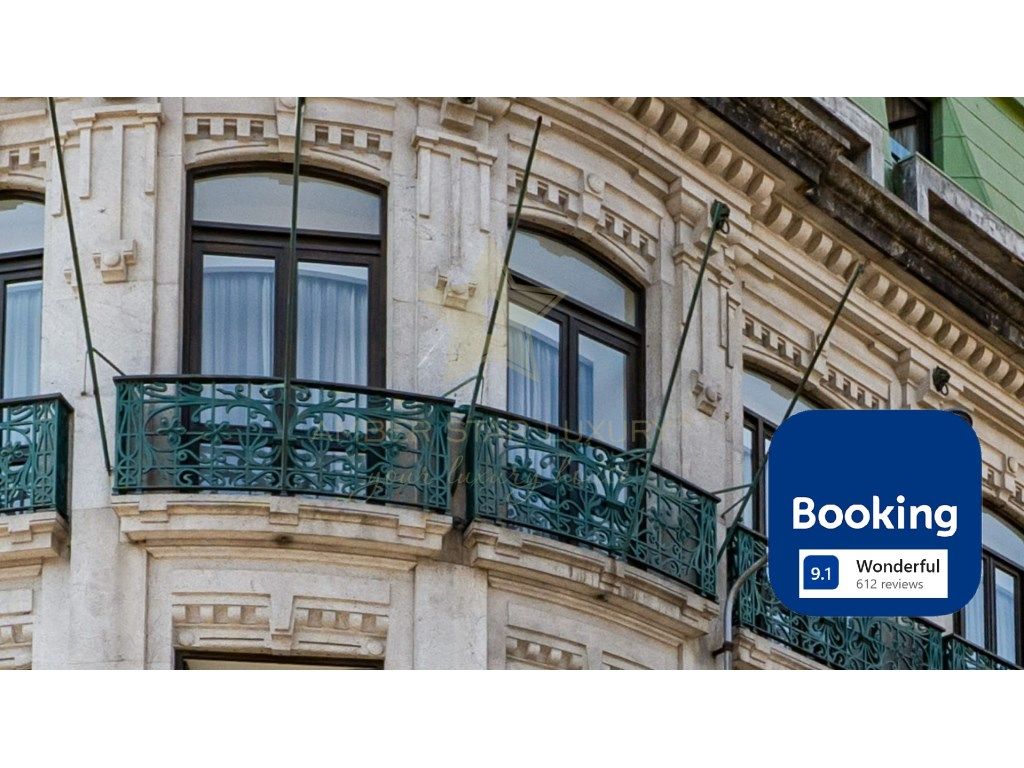 9 bedrooms Building in Porto, Portugal No. 263552