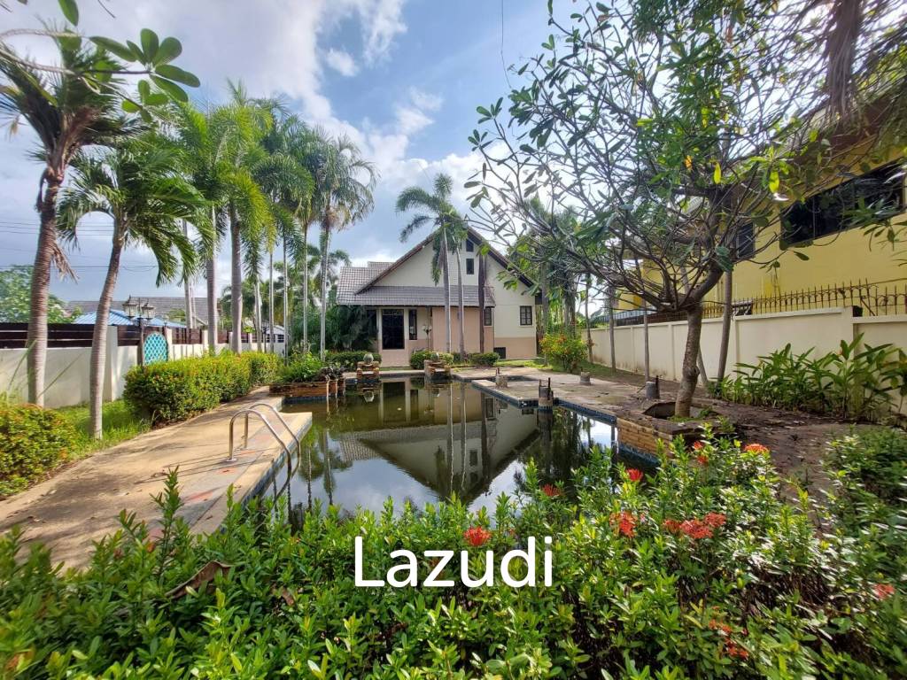 Café/restaurante de 4 dormitorios en Pattaya, Thailand No. 15906