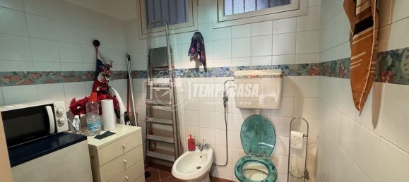 Gewerbliche Immobilie in Bergamo, Italy 103m², Nr. 8848 13