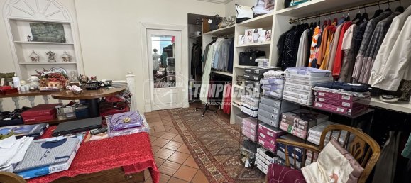 Gewerbliche Immobilie in Bergamo, Italy 103m², Nr. 8848 5