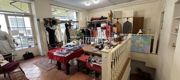 Gewerbliche Immobilie in Bergamo, Italy 103m², Nr. 8848 3