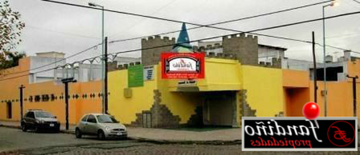  Commercial property in Lomas de Zamora, Argentina No. 26782