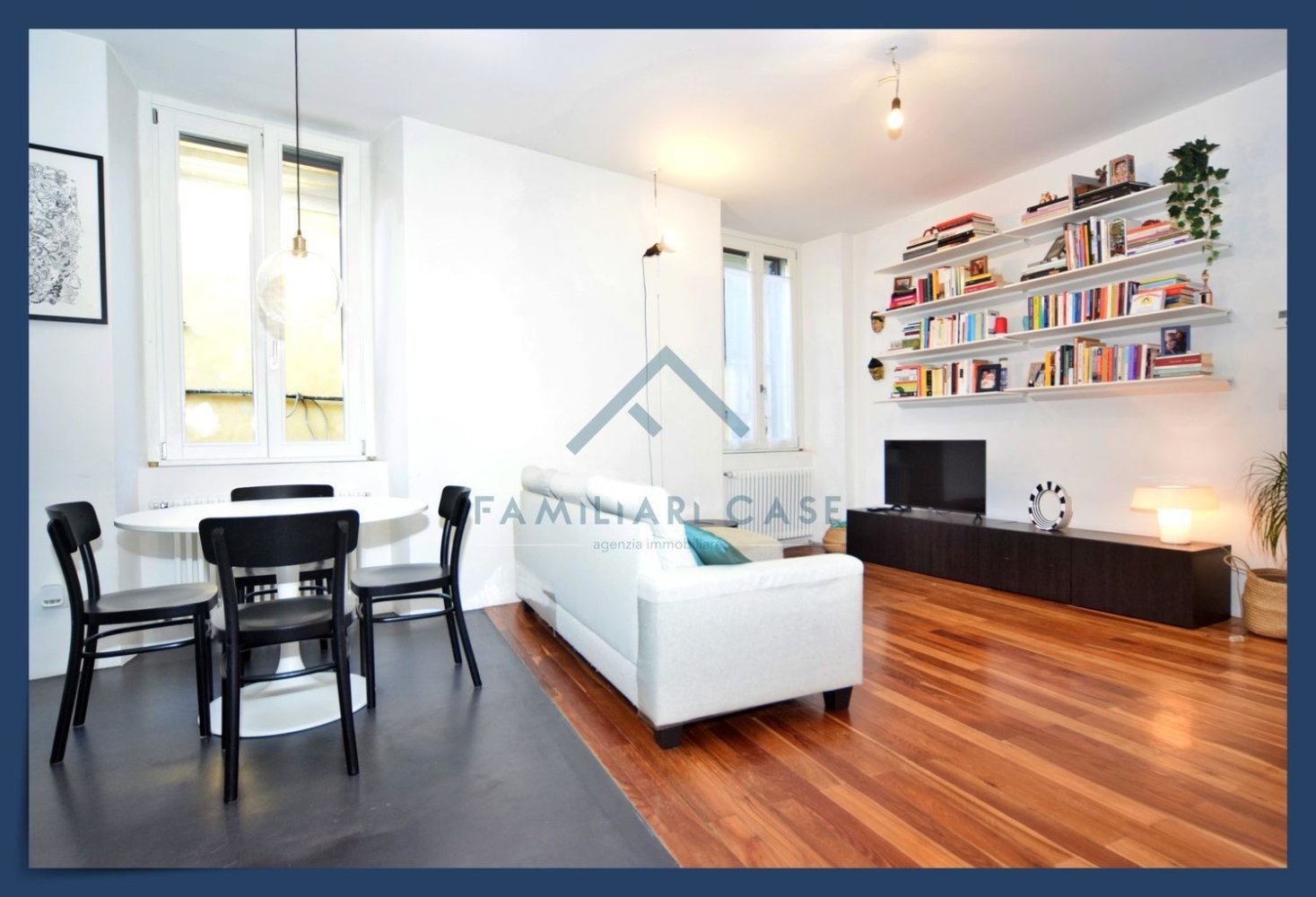 Квартира с 2 комнатами в Варесе, Италия № 306683