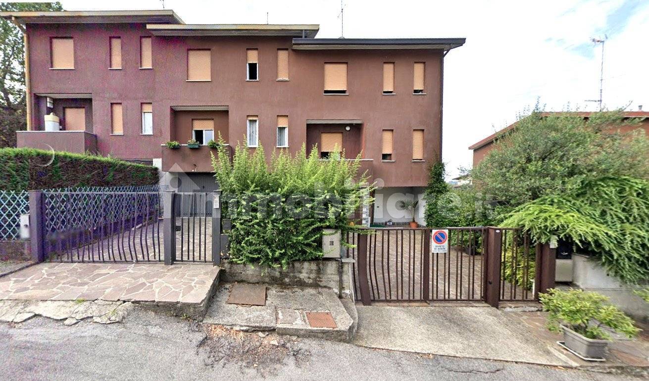 3 غرف نوم منزل في Como, Italy رقم 291177