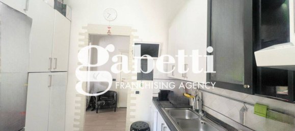 2 rooms Apartment in Rome, Italy No. 53107 13