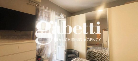 2 rooms Apartment in Rome, Italy No. 53107 77