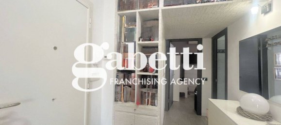 2 rooms Apartment in Rome, Italy No. 53107 24