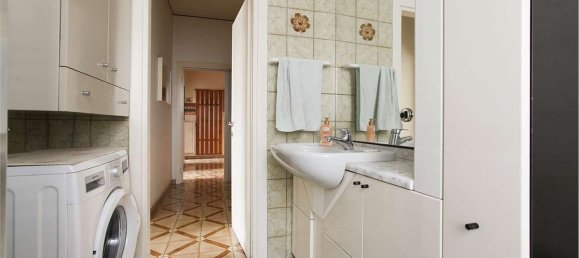 2 bedrooms Apartment in Milan, Italy No. 364996 22