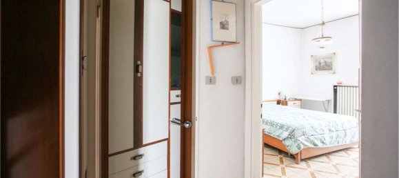 2 bedrooms Apartment in Milan, Italy No. 364996 20