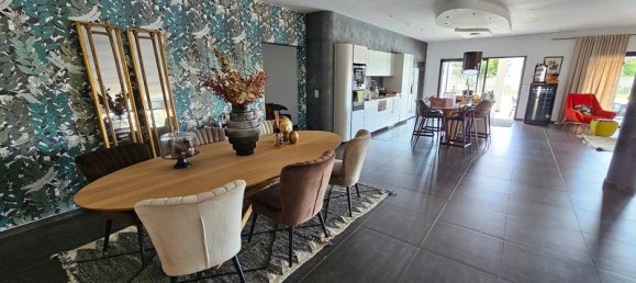 4 Schlafzimmer Haus in Solaro, France, Nr. 235276 6