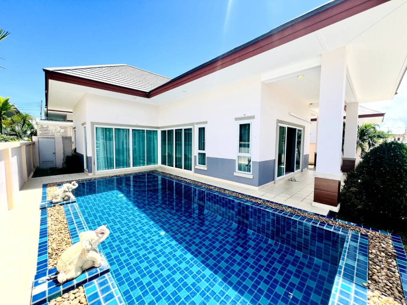 2 bedrooms Cafe / restaurant in Pattaya, Thailand No. 25056