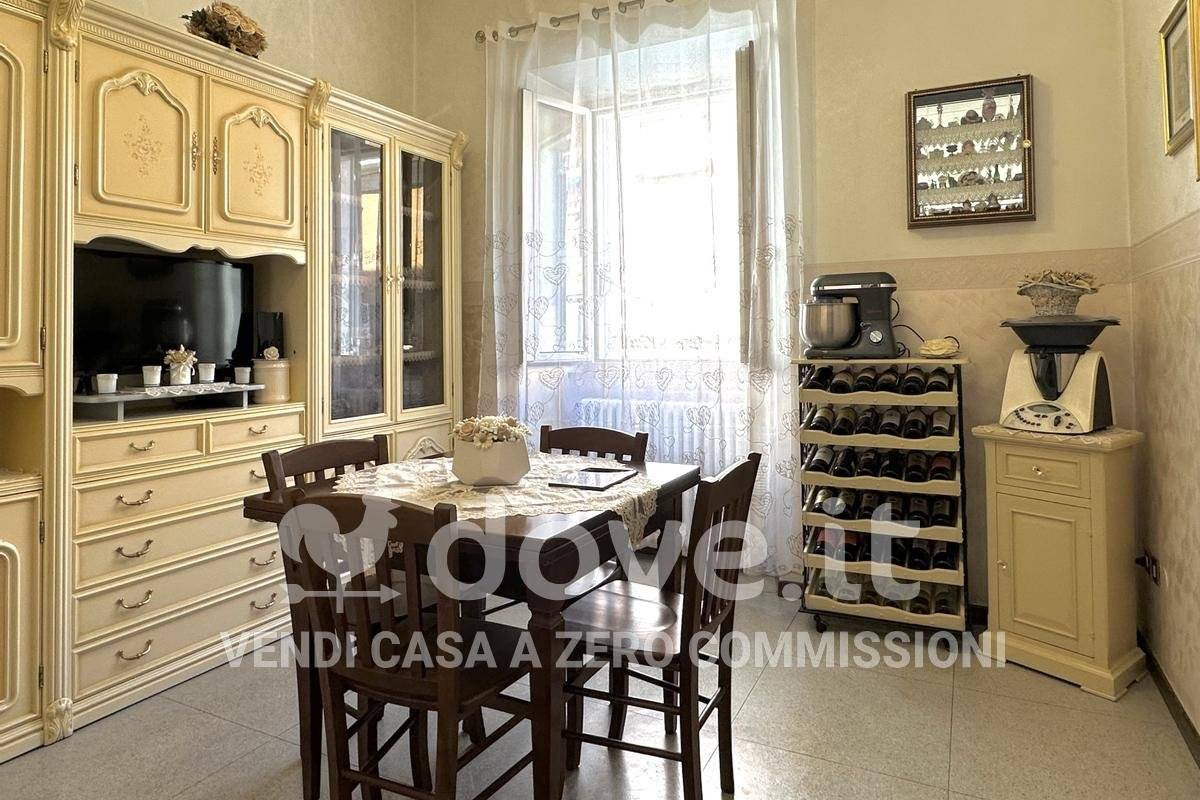 Квартира с 2 спальнями в Триест, Италия № 396050