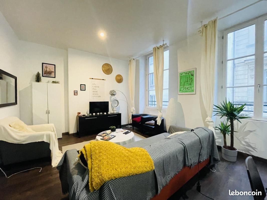 2 bedrooms Apartment in Bordeaux, France No. 102491