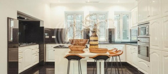 4 bedrooms Villa in Funchal, Portugal No. 146316 8