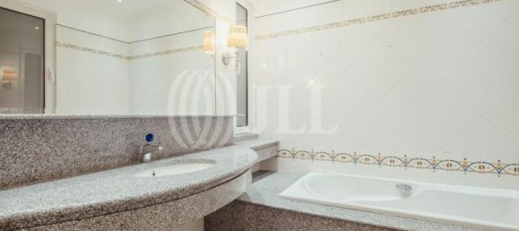 4 bedrooms Villa in Funchal, Portugal No. 146316 21