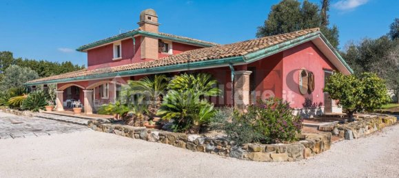 3 غرف نوم فيلا في Pomezia, Italy رقم 135101 22