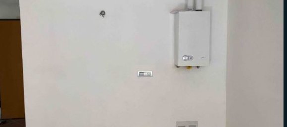 3 rooms Apartment in Ferrara, Italy No. 25115 22