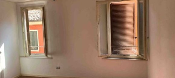 3 rooms Apartment in Ferrara, Italy No. 25115 14