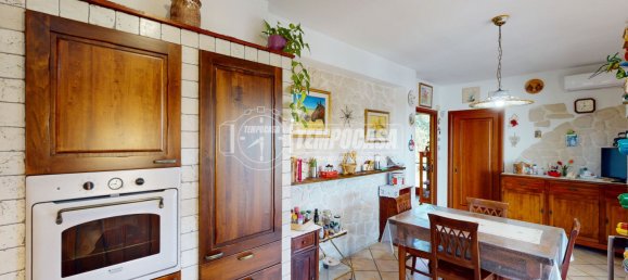 6 bedrooms House in Camerata Picena, Italy No. 335328 2