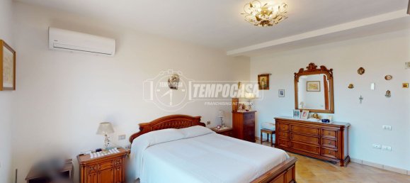 6 bedrooms House in Camerata Picena, Italy No. 335328 29