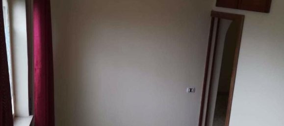 4-Zimmer Wohnung in Naples, Italy, Nr. 174482 4