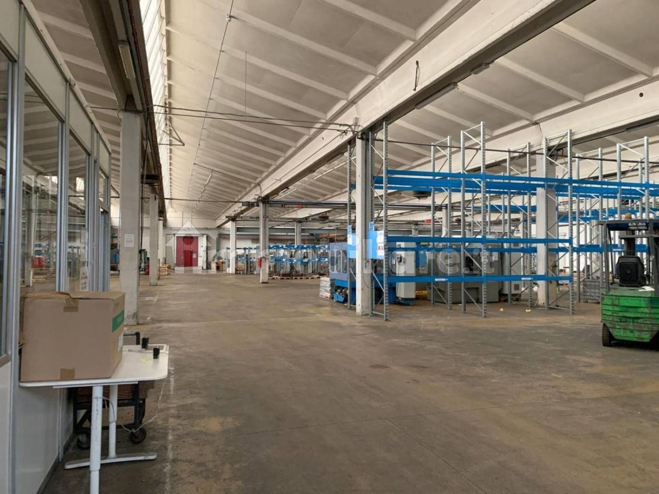 Lagerhaus in Torreglia, Italy 8548m², Nr. 320964