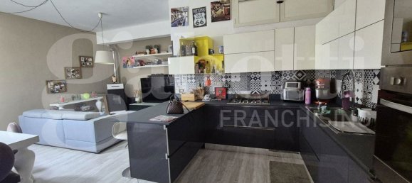 3 bedrooms Apartment in Torre Annunziata, Italy No. 340045 16