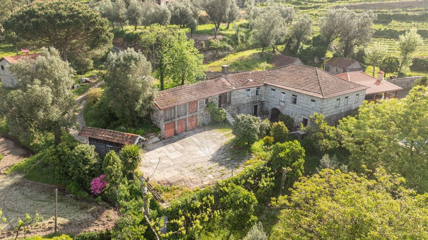 10 bedrooms House in Celorico de Basto, Portugal No. 51825