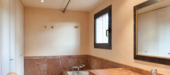 Вилла с 7 спальнями в Гава, Испания № 2 8