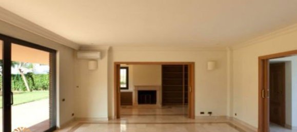 Вилла с 7 спальнями в Гава, Испания № 2 16