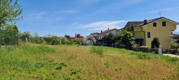 3200m² Land in Bra, Italy No. 75267 9