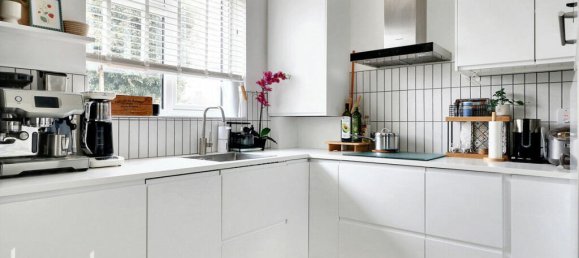 2 bedrooms House in Dagenham, United Kingdom No. 4821 7