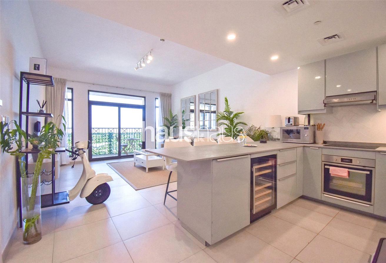 1 bedroom Apartment in Umm Suqeim, UAE No. 98991