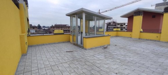 Apartamento T5 em Bovisio Masciago, Italy N.º 281722 24