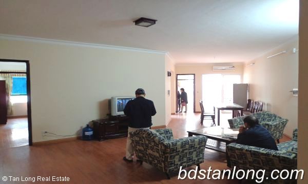 Apartamento de 2 dormitorios en Cau Giay, Vietnam No. 6957