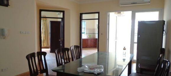 Apartamento de 2 dormitorios en Cau Giay, Vietnam No. 6957 4